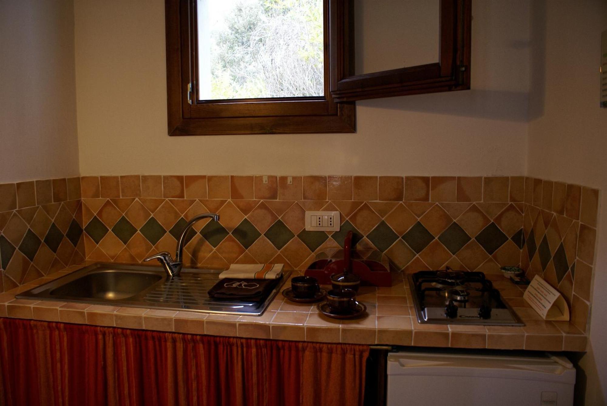 Agriturismo L'Aglientu B&B Loiri Porto San Paolo Exteriör bild
